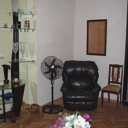 Center Apartment Tbilisi Eksteriør bilde