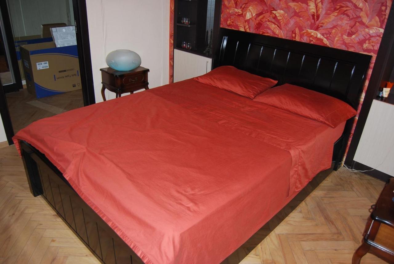 Center Apartment Tbilisi Eksteriør bilde